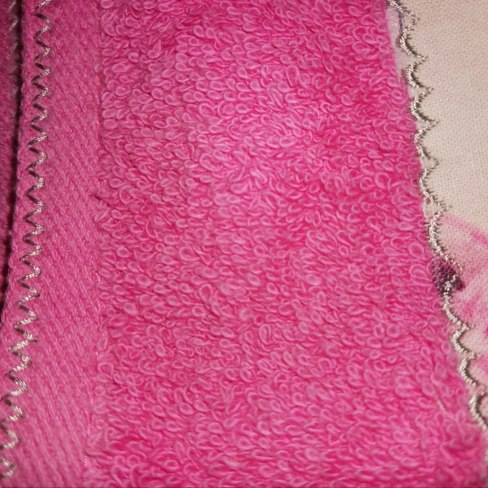 Girly glitter towel set